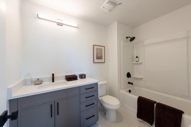Incredible opportunity to own 14 brand new rental townhomes in - photo 17