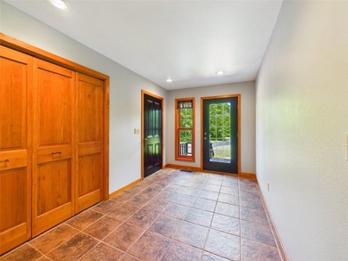 Enjoy the comfort and convenience of this well-maintained - photo 22