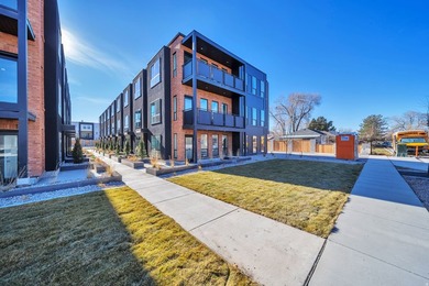 Incredible opportunity to own 14 brand new rental townhomes in - photo 23