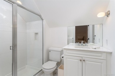 Located in the desirable North Sea area of Southampton, this - photo 26
