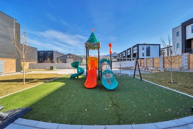 Incredible opportunity to own 14 brand new rental townhomes in - photo 28