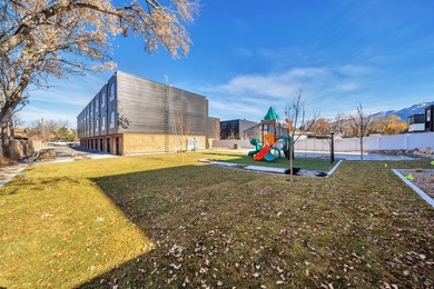 Incredible opportunity to own 14 brand new rental townhomes in - photo 29