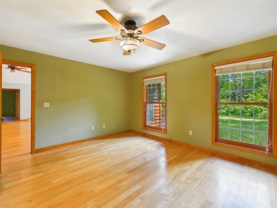 Enjoy the comfort and convenience of this well-maintained - photo 34
