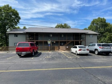 Table Rock Lake Home Sale Pending in Branson West Missouri