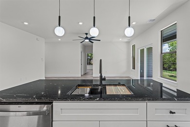 Discover this stunning brand-new 4-bedroom, 2-bathroom home in - photo 7