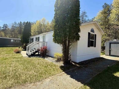 Well-maintained 1-owner, 2-bedroom, 2-bath manufactured home - photo 3