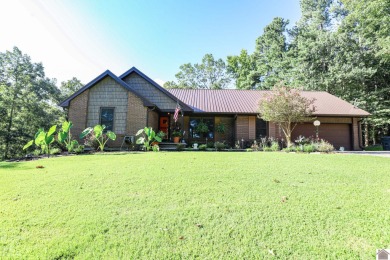 Kentucky Lake Home For Sale in Benton Kentucky