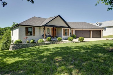 Welcome to this immaculate five-bedroom, three-bath home located - photo 6