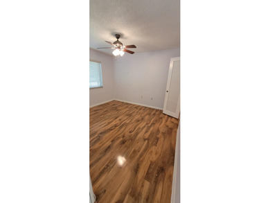 Very clean and well kept 2 bedroom, 2 bathroom condo located - photo 9