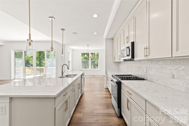 Welcome to lake living at its finest in the highly desirable - photo 14