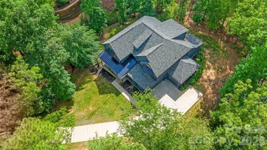 Welcome to lake living at its finest in the highly desirable - photo 41