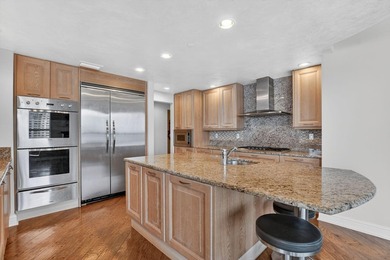 *Spectacular direct oceanfront 4-bedroom, 4.5-bath, 16th-floor - photo 6