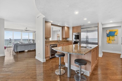 *Spectacular direct oceanfront 4-bedroom, 4.5-bath, 16th-floor - photo 7