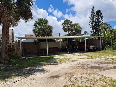 Just half a block from the ocean and steps from Sun Splash Park - photo 3