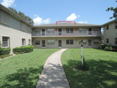 (private lake, pond, creek) Condo For Sale in Port Saint Lucie Florida