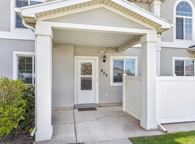 This home is so light and bright! Welcome to 802 Sugar Maple Ct - photo 12