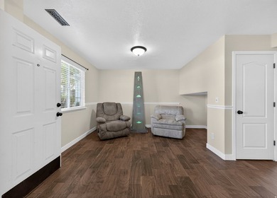 This home is so light and bright! Welcome to 802 Sugar Maple Ct - photo 15
