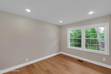 Awesome, immaculate, spacious 4 BR, 3 BA home w/ park-like 1/3 - photo 8
