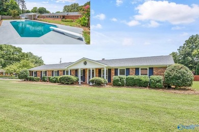 Enjoy golf course living with NO HOA, WORKSHOP and POOL! - photo 1