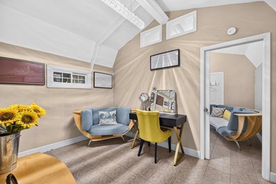 Welcome to Sunflower Barn, a rare opportunity to own an - photo 27
