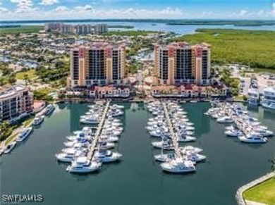 Cape Coral Lakes Area Condo For Sale in Cape Coral Florida