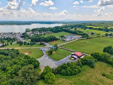 Welcome to Sunflower Barn, a rare opportunity to own an - photo 49