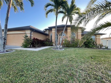 Cape Coral Lakes Area Home For Sale in Cape Coral Florida