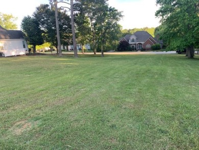 Gently sloping golf course lot at Stoney Point, located just - Lake Lot For Sale in Greenwood, South Carolina