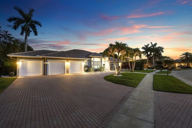 Experience modern luxury in this stunningly renovated 4-bedroom - photo 4
