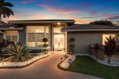 Experience modern luxury in this stunningly renovated 4-bedroom - photo 7