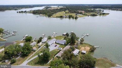 Exceptional waterfront opportunity with gorgeous water views - photo 26