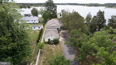 Exceptional waterfront opportunity with gorgeous water views - photo 31