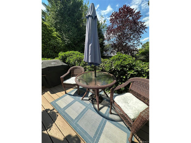 Welcome to this beautifully updated 4-bedroom, 2-bath Cape that - photo 33