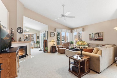 Welcome to effortless one-level living in the heart of Woodbury! - photo 7
