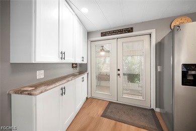 Beautifully remodeled 2-bedroom, 2-bath home located in the - photo 5