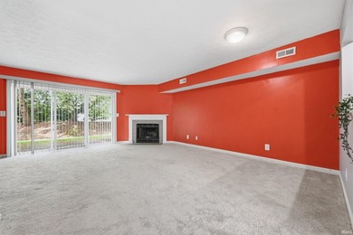 Low-maintenance living awaits at 3622 N. Lakeside Dr. in the - photo 7