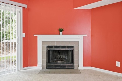 Low-maintenance living awaits at 3622 N. Lakeside Dr. in the - photo 9