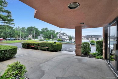Soundview Terrace Condo is just steps from the New Rochelle's - photo 4