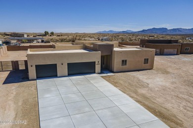 New construction home in Bacardi Acres subdivision! Toys, boats