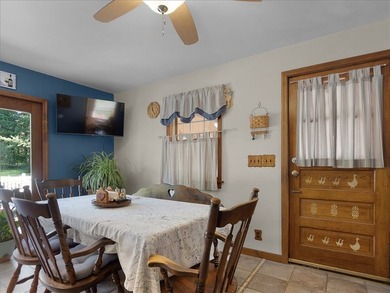 Welcome to this expansive home offering timeless character - photo 31