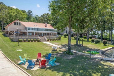 LAKEFRONT LIVING on Logan Martin Lake! Freshly painted in 2026 - photo 37
