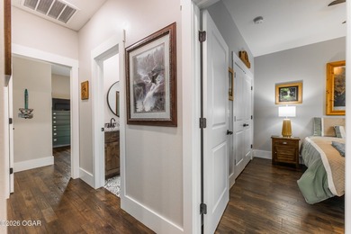 You're not dreaming, this stunning custom built home rests on 5 - photo 41