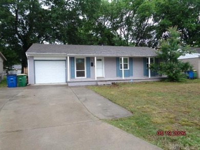 Faulkner Lake Home For Sale in North Little Rock Arkansas