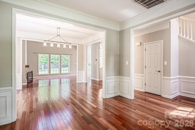 4 Bedroom, 2.5 bath open floor plan home in desirable Monterey - photo 15