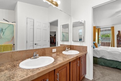Welcome to your sunny slice of coastal paradise! This bright - photo 19