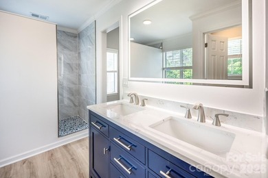 4 Bedroom, 2.5 bath open floor plan home in desirable Monterey - photo 23