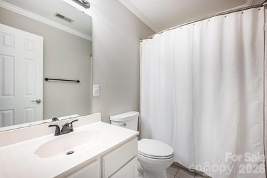 4 Bedroom, 2.5 bath open floor plan home in desirable Monterey - photo 28