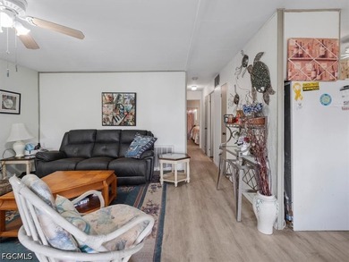 PUT THIS HOME AT THE TOP OF YOUR VIEWING LIST! MOTIVATED - photo 28