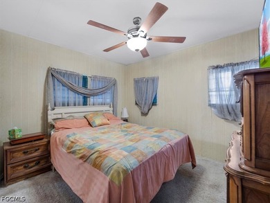 PUT THIS HOME AT THE TOP OF YOUR VIEWING LIST! MOTIVATED - photo 29