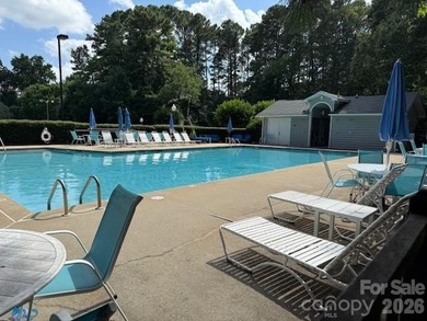 4 Bedroom, 2.5 bath open floor plan home in desirable Monterey - photo 35
